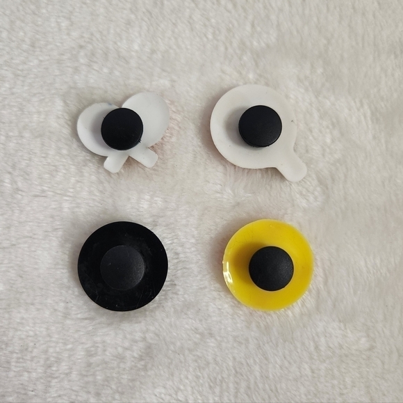 Crocs Jibbitz Beach Ball Ping Pong Paddles Softball Shoe Charms Set of 4 - Picture 2 of 6